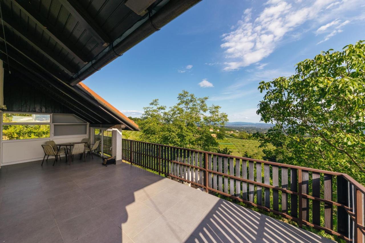 Cosy Hill Home Rucman With A Breathtaking View Zgornja Pohanca Luaran gambar
